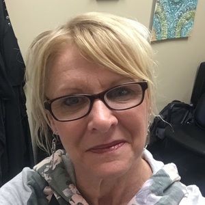 Meet your Posher, Marcia